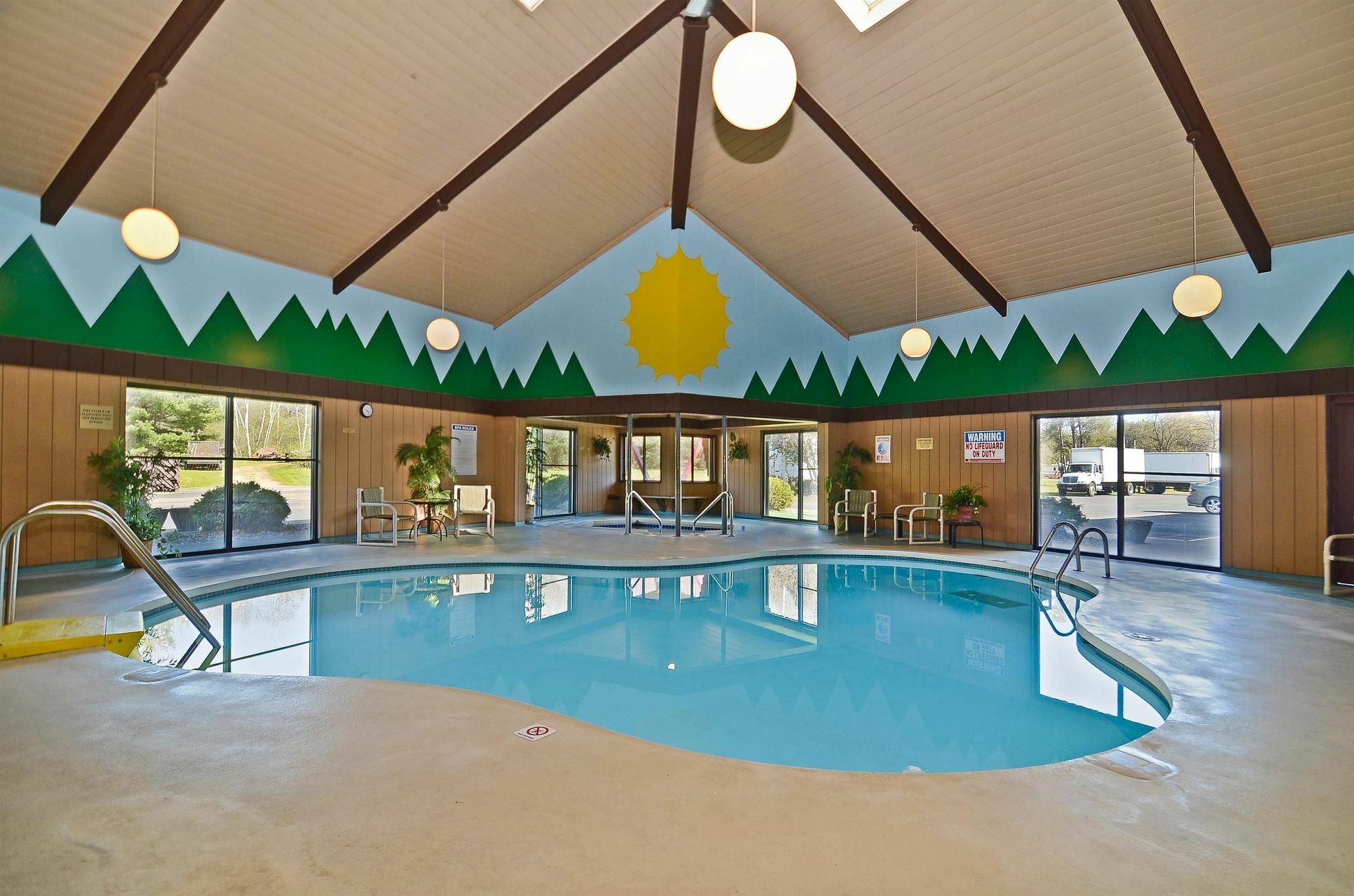 Surestay Plus Hotel By Best Western Black River Falls Exterior photo