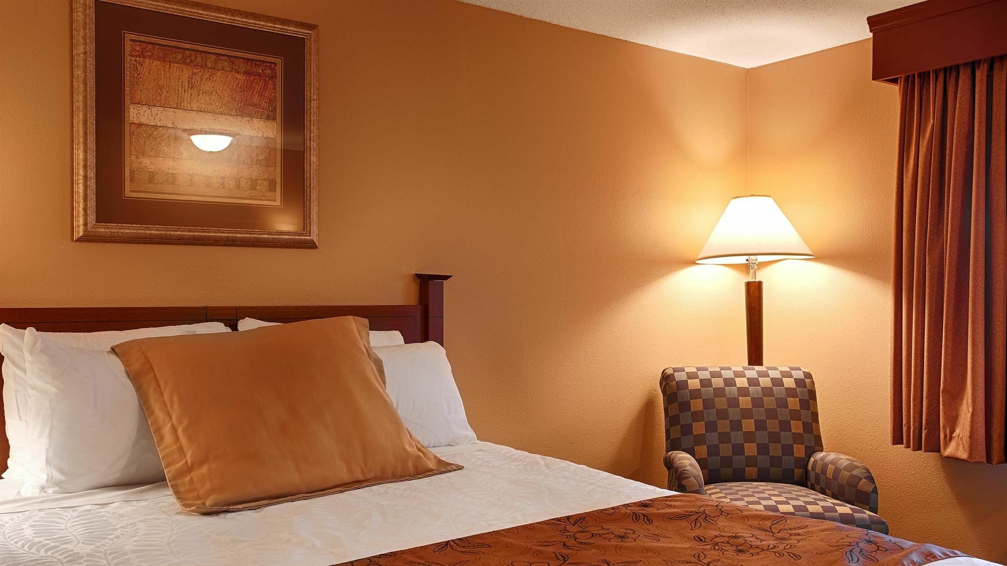 Surestay Plus Hotel By Best Western Black River Falls Exterior photo